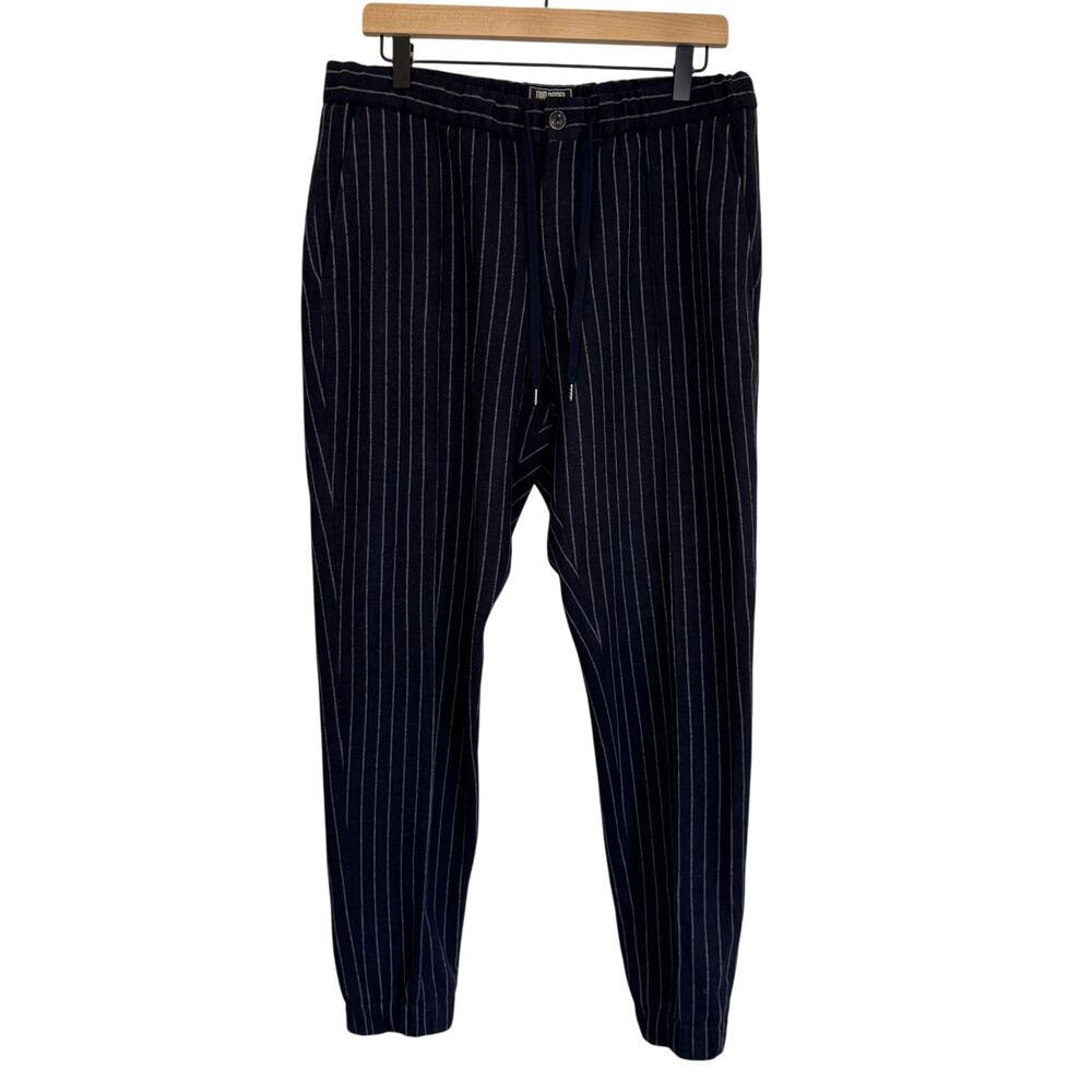 Todd Snyder Navy Blue Wool Knit Pinstripe Trousers Size Large